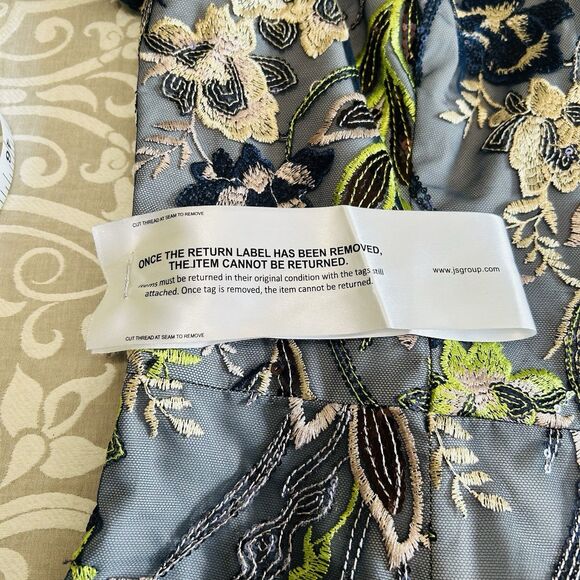 JS Collections Dress Women 8 Multicolored Floral Embroidery Sequin Formal NWT - Picture 9 of 16